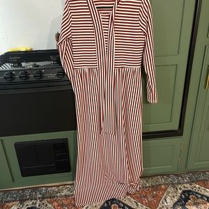 Klassy girl dress!